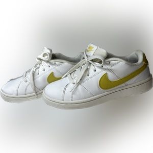 Nike Yellow women sneakers used Size US Women’s 6 Nike Court Royal 2